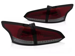 Luces traseras LED Lightbar completas para Ford Focus MK3 Torneo año 11-18 rojo/humo - Imagen 1 de 1