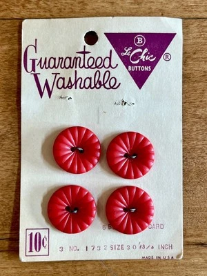Set of 4 Vintage 3/4” Red Plastic Flower Buttons on Original Card - Image 1 of 3