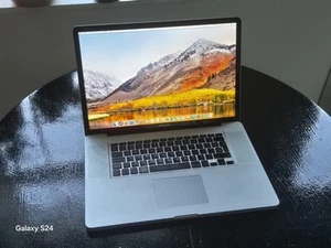 Apple MacBook Pro 17" 2.53GHZ Intel Core i5, 256GB SSD, 8GB ram-High Sierra - Picture 1 of 15