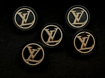 5 VINTAGE LOUIS VUITTON LV BUTTONS 18mm 5pcs metallics gold on Black ICONIC LV - Image 1 of 4