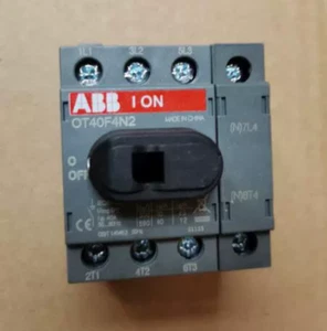 1pz Interruttore sezionatore ABB OT40F4N2 10136396 - Foto 1 di 1