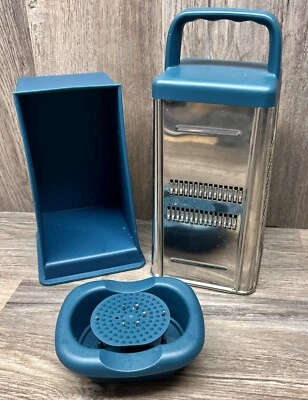 Rallador de caja de acero inoxidable Rachael Ray herramientas y gadgets para verduras, queso Foto 1 de 4