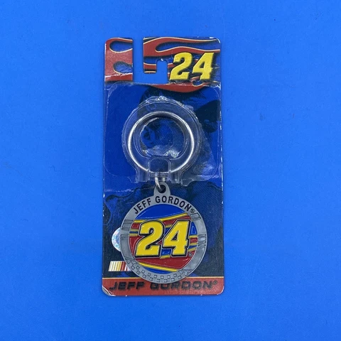Jeff Gordon (#24) NASCAR Key Ring Key Chain Metal Round Cover
