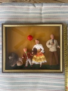 Vintage  Set di bambole in miniatura Family Caco in S/Box da esposizione anni '60 rare 11x9 - Foto 1 di 11