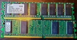 2 X 256MB DDR PC2700U-2533 - Picture 1 of 1