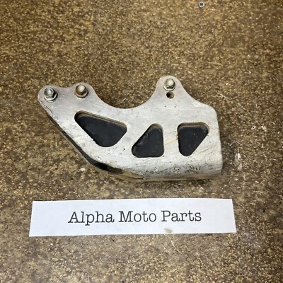 Protector guía bloque cadena 03 KTM 525sx OEM usado 2005 200 250 300 450 RFS Foto 1 de 4