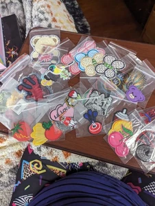 Iron/sew on Patches for clothes pillows blankets, big destash of 34 patches - Picture 1 of 7