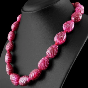COLLAR HECHO A MANO CUENTAS TALLADAS EN FORMA DE PERA RUBÍ MEJORADO 723,50 CTS (DG) - Imagen 1 de 3