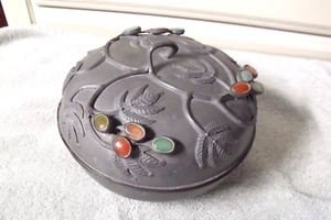 19TH CENTURY CHINESE HAND MADE PEWTER SEMI PRECIOUS STONES GOOD LUCK MONEY BOWL - Bild 1 von 11