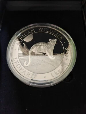 1 kg Silbermünze Limitiert 100 Leopard Black Premium Edition  - Bild 1 von 4