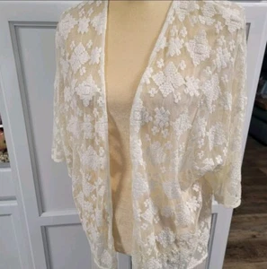 Forever 21 Contemporary Sheer Floral Kimono Shawl Embroidered Ivory Size Medium - Picture 1 of 15