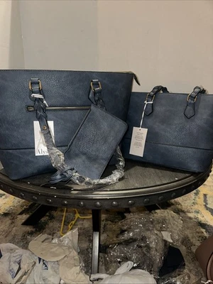 Nuevo con etiquetas Bolso de Mano Mommy & Mini Me Azul ¡Con Bolsa de Maquillaje!  Lindo para mamá e hija! Foto 1 de 4