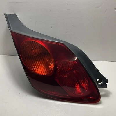 Luz trasera exterior del lado del conductor izquierdo Lexus SC430 2002-2005 FABRICANTE DE EQUIPOS ORIGINALES *NOTAS Foto 1 de 4