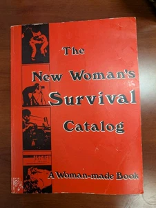 New Woman's Survival Catalog : A Woman-Made Book by Susan Rennie (2019, Trade... - Imagen 1 de 8