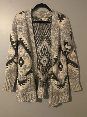Mossimo Woman’s Aztec Pattern Open Front Knit Cardigan Size Small - Image 1 of 4