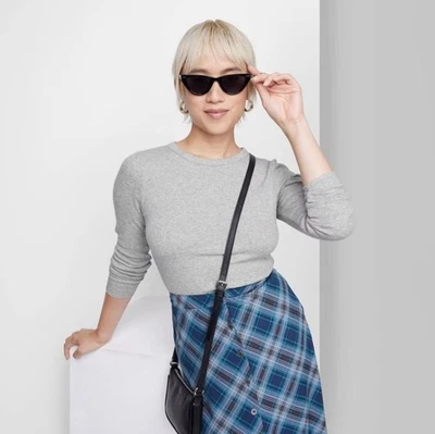 Camiseta acanalada Wild Fable manga larga para mujer pequeña elástica gris Foto 1 de 4