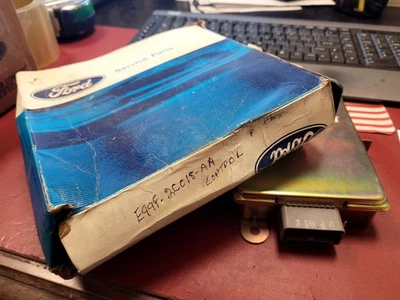 Módulo de control ABS NUEVO OEM Ford E99Z-2C018-A - 1989-1992 Bronco II, Ranger Foto 1 de 4