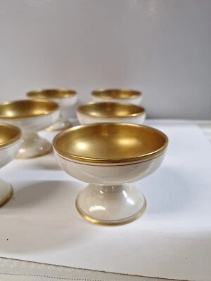 Cuencos de helado Sherbert iridiscentes de cerámica vintage blancos con adornos dorados (6) Foto 1 de 4