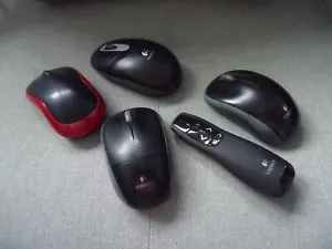 Logitech Maus x 4 und Presenter R400 Remote Pointer, ohne Dongles - Bild 1 von 2