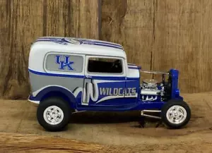 UK Kentucky Wildcats 1932 Ford Street Rod 1 of 300 Limited Edition Diecast - Picture 1 of 3
