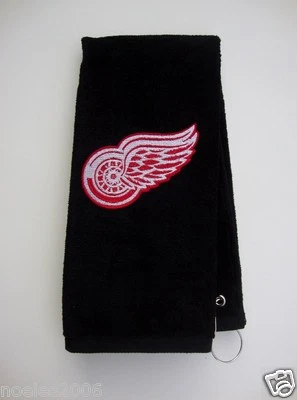 Toalla de entrenamiento de bolos de golf bordada personalizada Detroit Red Wings Foto 1 de 3