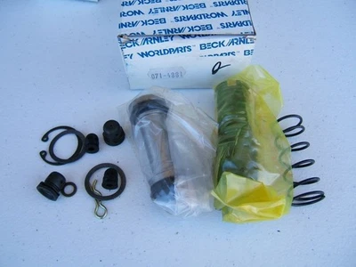 Kit de reparación de cilindro maestro de freno Beck Arnley 071-4881 camioneta Toyota 1973-1974 Foto 1 de 3