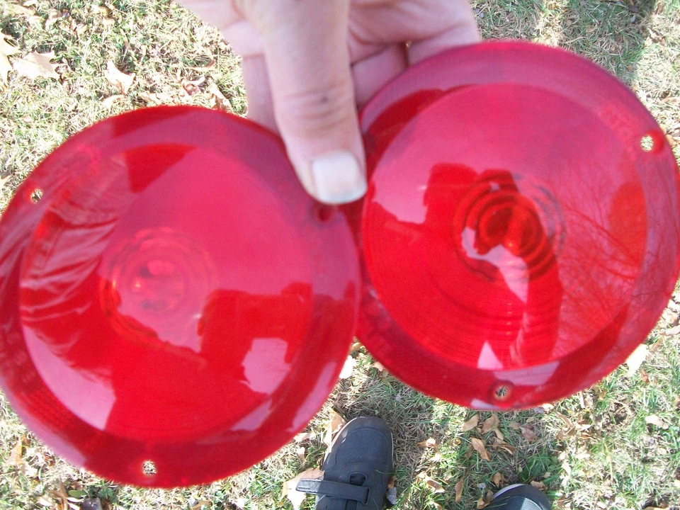 LENTES DE LANTERNA TRASEIRA DE CAMINHONETE PICK UP VAN DODGE A-100 da NOS 1964 - 1971 - Imagem 1 de 4