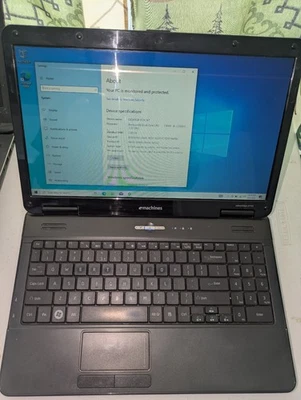 Emachines E725 Seires Pentium двухъядерный T4400 @ 2,20 ГГц 3GB RAM 230GB HDD - Изображение 1 из 4