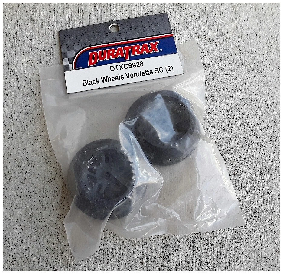 Vintage Duratrax Vendetta SC Black Wheels 1pr(2) DTXC9928 Old Stock - Image 1 of 1