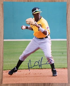 Alen Hanson Signed 8x10 Photo Pittsburgh Pirates RAD - Picture 1 of 1
