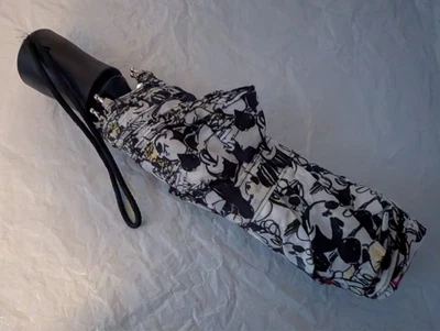 Paraguas de bolsillo telescópico a prueba de tormentas Disney Mickey Mouse Foto 1 de 3