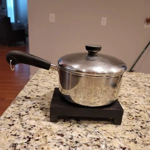 Revere Ware 2 Qt Quart Clad Stainless Sauce Pan Pot/ 91h - Picture 1 of 11