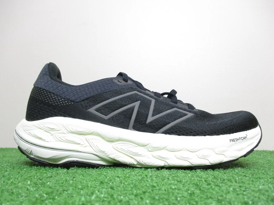New Balance Fresh Foam X 860v14 Womens Size 9 Medium B Black White W860A14 * - Image 1 of 4