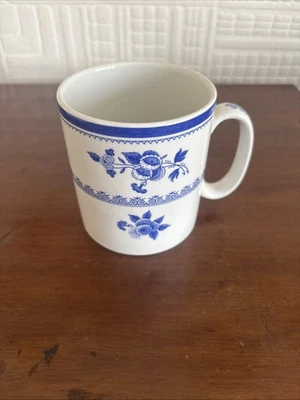 Lovely Spode Gloucester Blue Room Mug - Image 1 of 4