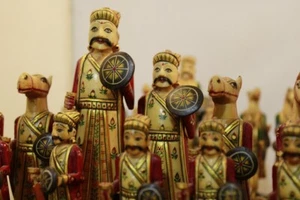 Bone Inlay Chess Set - Picture 1 of 6