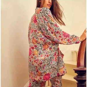 New Intimately Free People Small Floral Robe Tie Waist Pockets Long Sleeve NWT - Picture 1 of 12