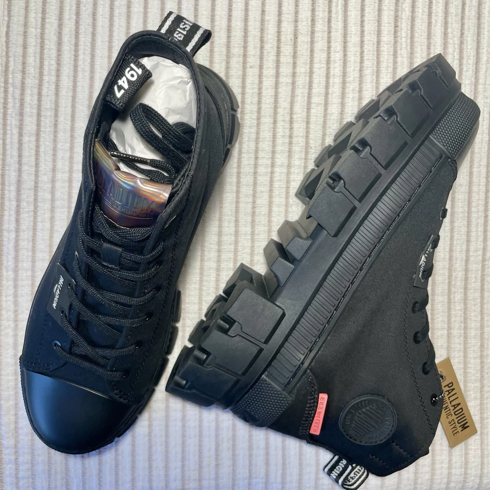 Palladium Revolt HI TX Women's Size 9.5 Black/Black - Authentic