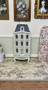 1/144th Scale Dolls’ House French Style House For 1/12 Scale Dolls’ House - Picture 1 of 3