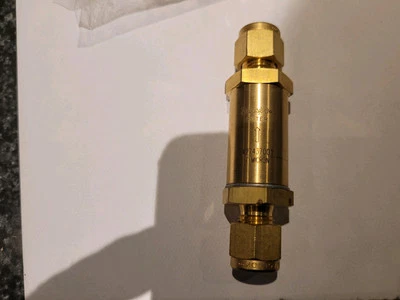 Swagelok B-4F-7 Brass 7 Inline  Micron Filter 1/4 IN - Image 1 of 3