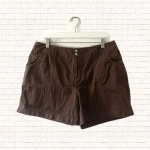 Dressbarn pantaloncino cargo marrone cucitura interna 5” taglia 14 100% cotone usato in ottime condizioni OBO - Foto 1 di 8