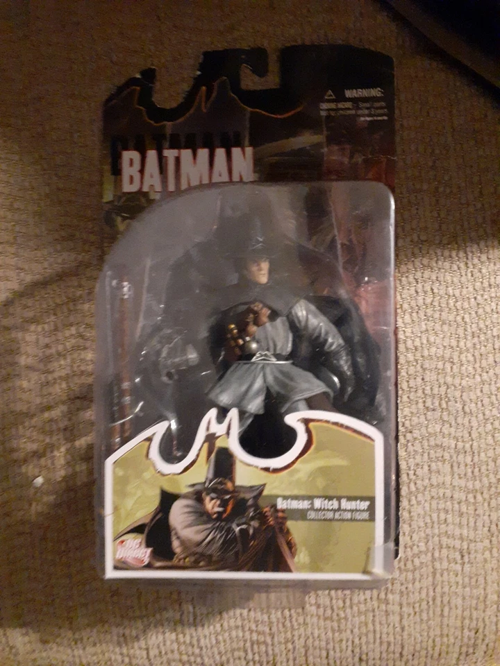 BATMAN RETURN OF BRUCE WAYNE Witch Hunter COLLECTOR ACTION FIGURE NIB DAMAGED #1 - Image 1 of 1