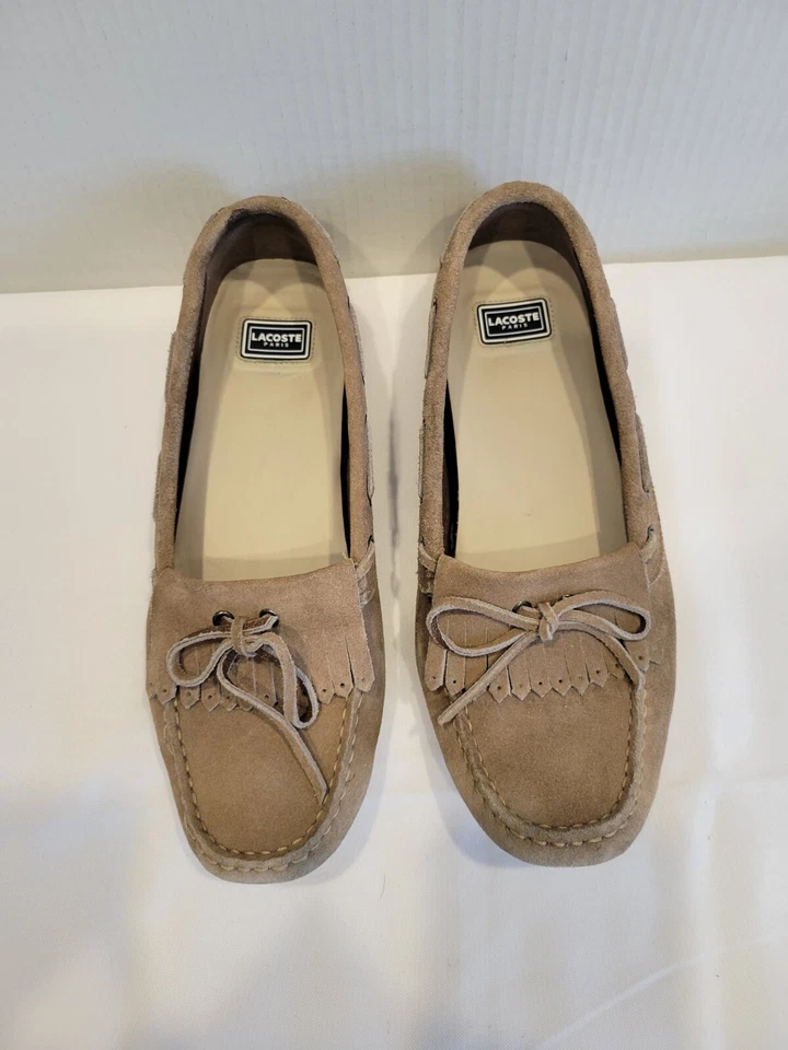 Zapatos para conducir mocasines de gamuza tostados LaCoste para mujer talla 9,5 usados en excelente estado Foto 1 de 4