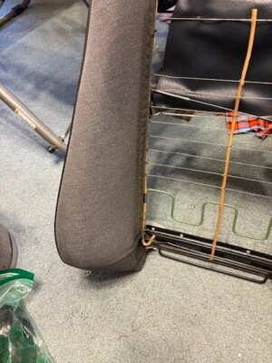 ASIENTO DEPORTIVO BMW 325I 325IS E30 2 REFUERZOS GRIS BMW OEM TELA CON VINILO ALEMÁN USADO Foto 1 de 4