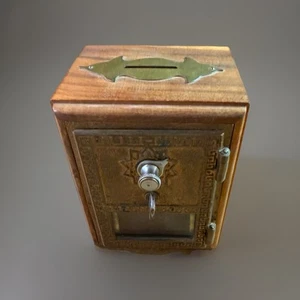 VTG 1955 Wooden and Brass Coin Bank – Keyless Lock Co. Works Password Available - Picture 1 of 11