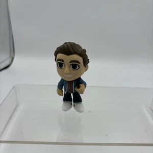 Funko Mystery Minis Marvel Spiderman Far From Home Peter Parker Figure - Picture 1 of 5