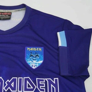 Camiseta deportiva de fútbol con licencia oficial de WA 00 Iron Maiden valiente nuevo mundo - Imagen 1 de 7