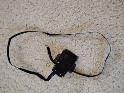 Botón de encendido con cable para televisor Samsung UN32N5300AFXZA (OEM) Foto 1 de 4
