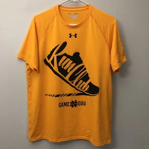 Camiseta Notre Dame Run Club Día del Juego Talla Mediana Mangas Cortas HeatGear Suelta - Imagen 1 de 8