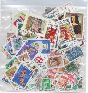 211 Used Hungary Stamps - Picture 1 of 1