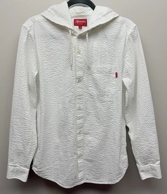 Camisa Supreme con Capucha Seersucker Blanca Manga Larga Talla Pequeño Foto 1 de 4